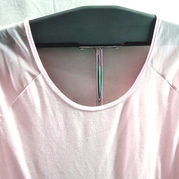 Light Peach Short Sleeve Crop Top with sheer Mesh Insets (2X) - Picture 6 of 12